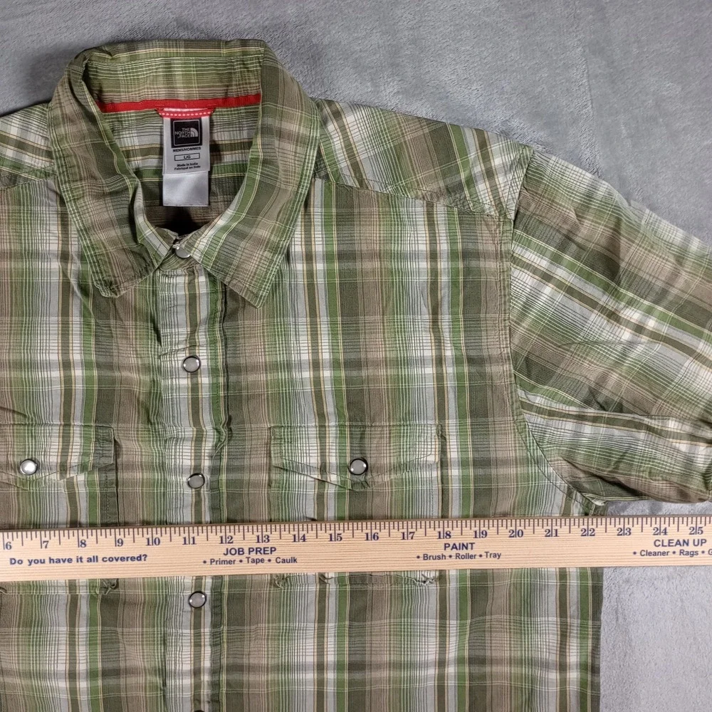 The North Face Plaid Snap Shirt Mens L Green Short Sleeve Cotton Hiking Gorpcore